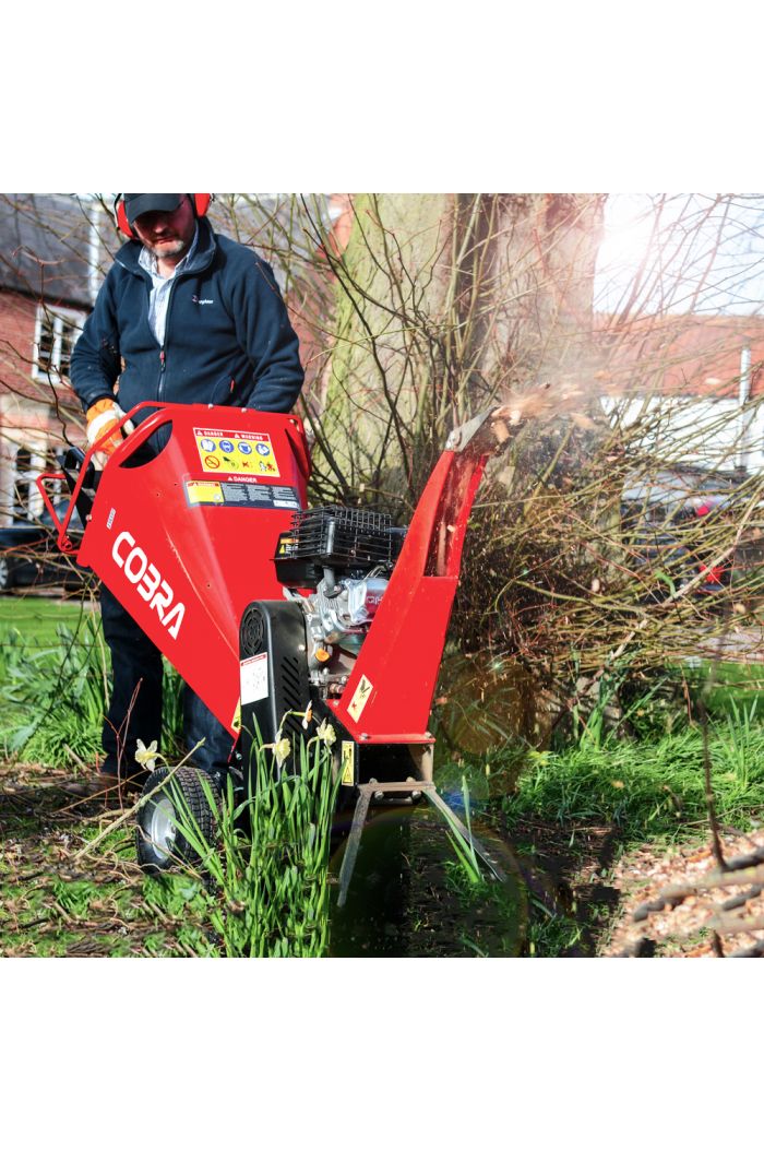 Petrol Garden Chipper Shredders. Top-Brand Chippers & Shredders