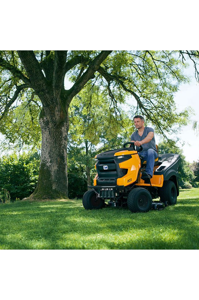 Cub Cadet Xt Enduro Series Lawn Tractors Cub Cadet Ride On Lawn Mowers And Lawn Tractors Cub