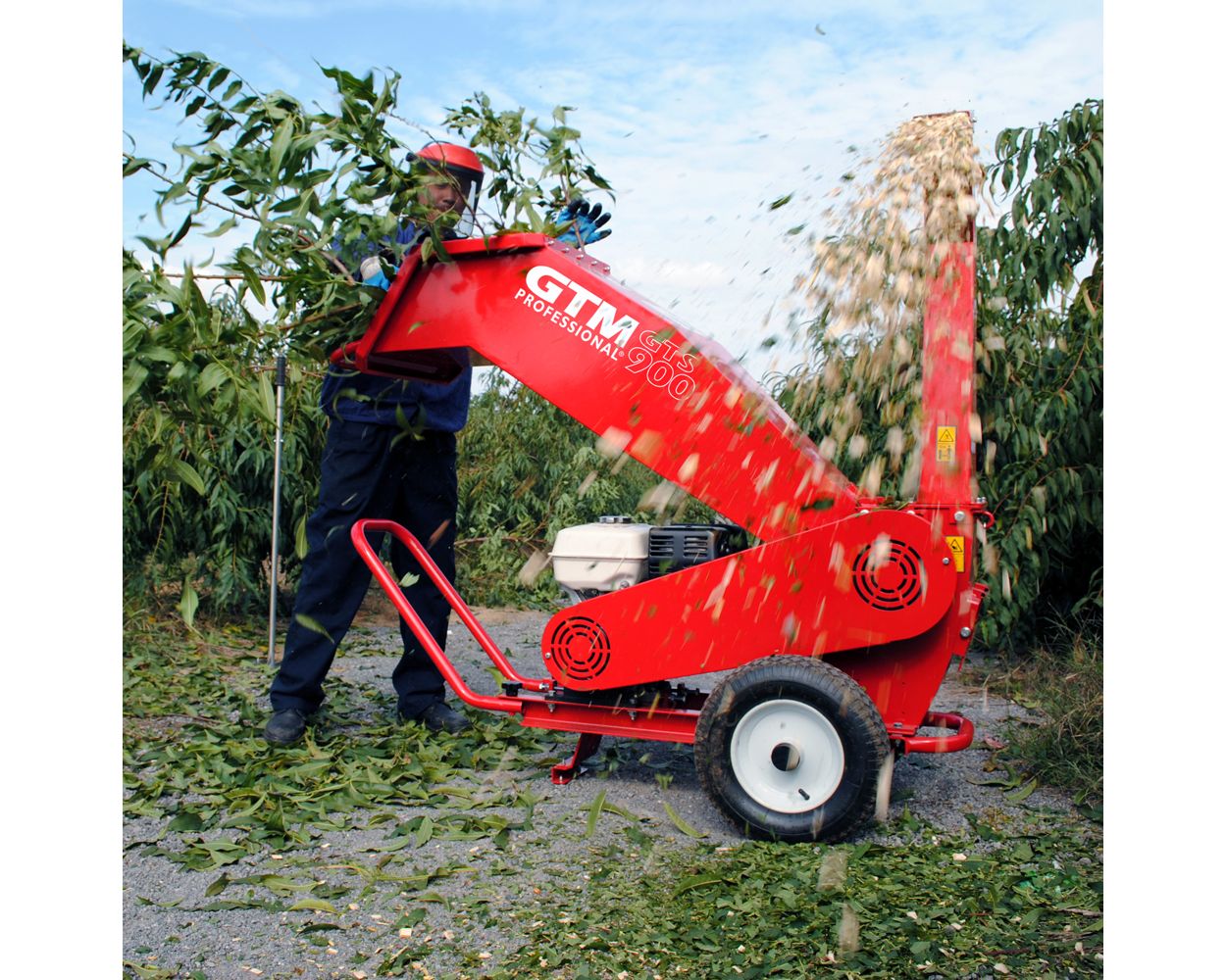 GTM Professional GTS900 V3 8cm Wood Chipper